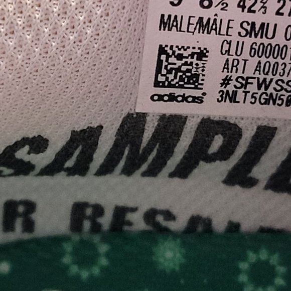 Sample Adidas SM Crazy Exp Low Christmas Mens Shoes White Green AQ0373 US Size 9